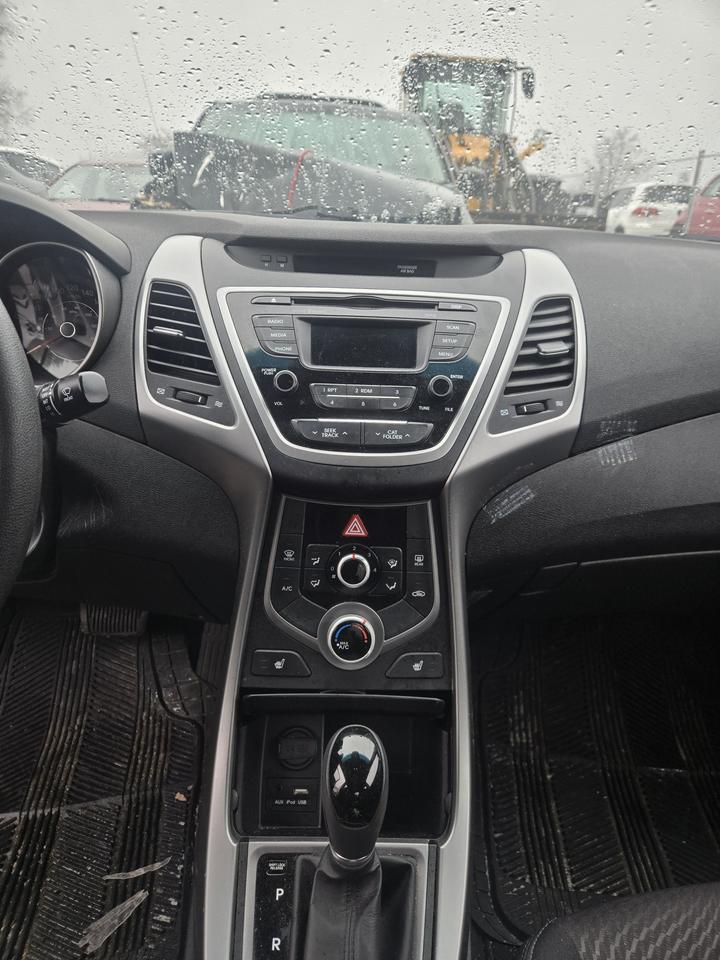 2016 Hyundai Elantra GL Photo