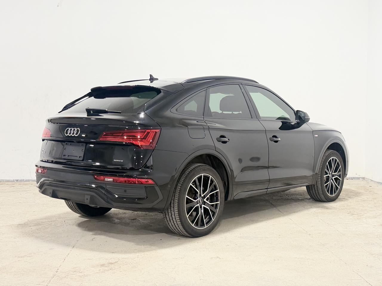 2022 Audi Q5 Technik |S-LINE | BLACK OPTICS|SPORTBACK Photo4