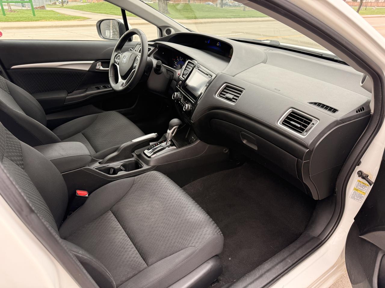 2014 Honda Civic 4dr CVT EX Photo