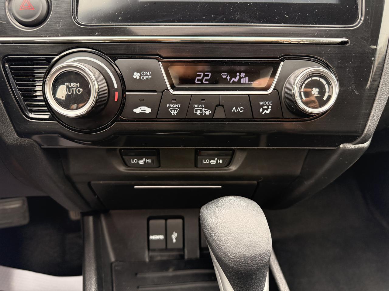 2014 Honda Civic 4dr CVT EX Photo