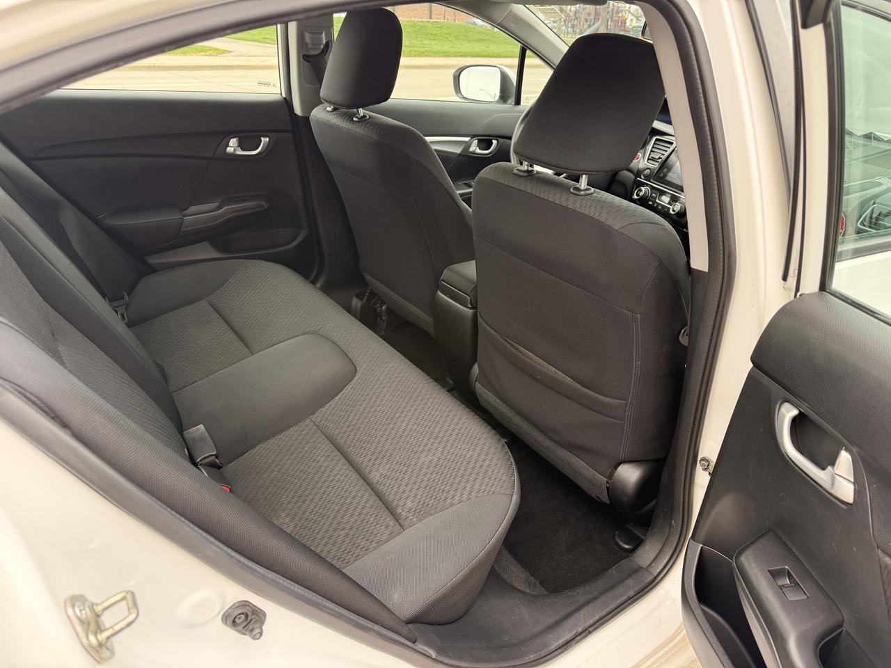 2014 Honda Civic 4dr CVT EX Photo