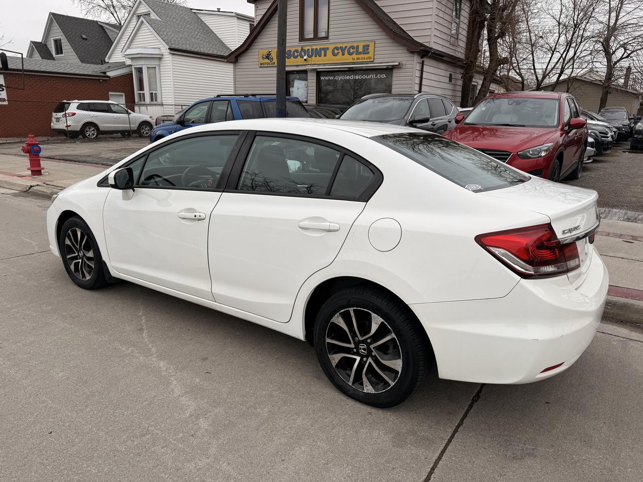 2014 Honda Civic 4dr CVT EX Photo