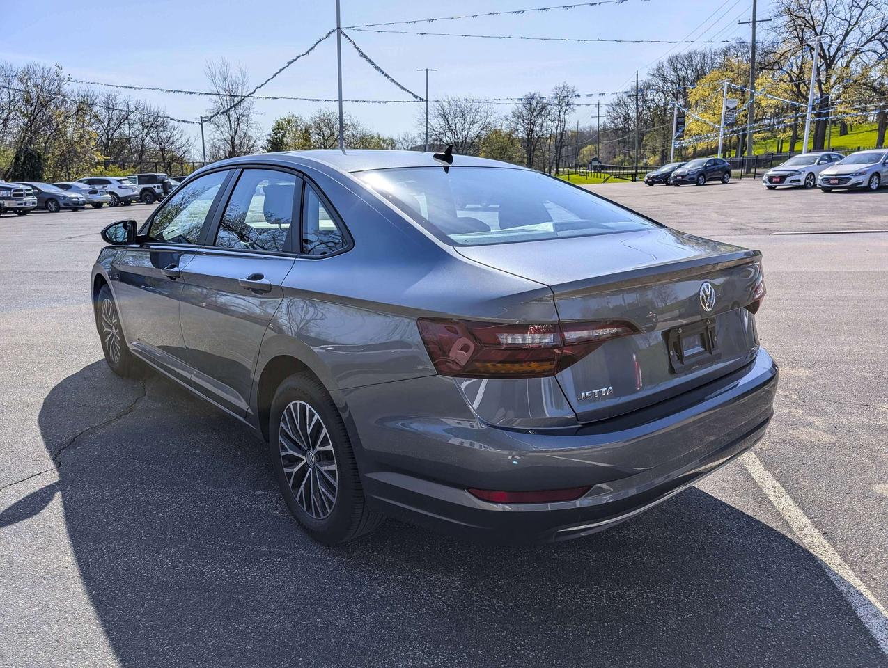 2019 Volkswagen Jetta SEL - CLEAN CARFAX, RMT START,SUNROOF, & MORE Photo4