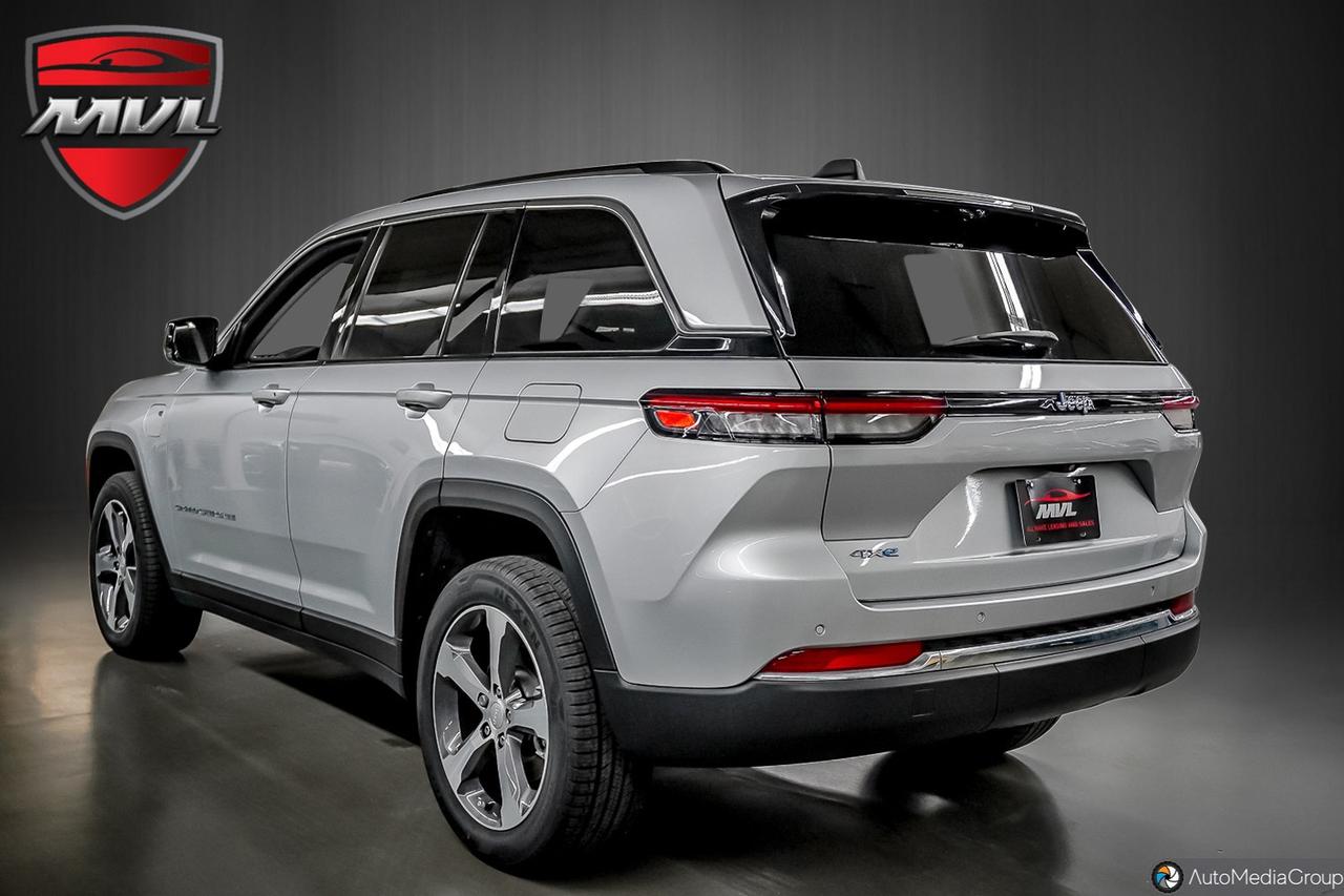 2023 Jeep Grand Cherokee 4xe Base 4dr 4x4 Photo