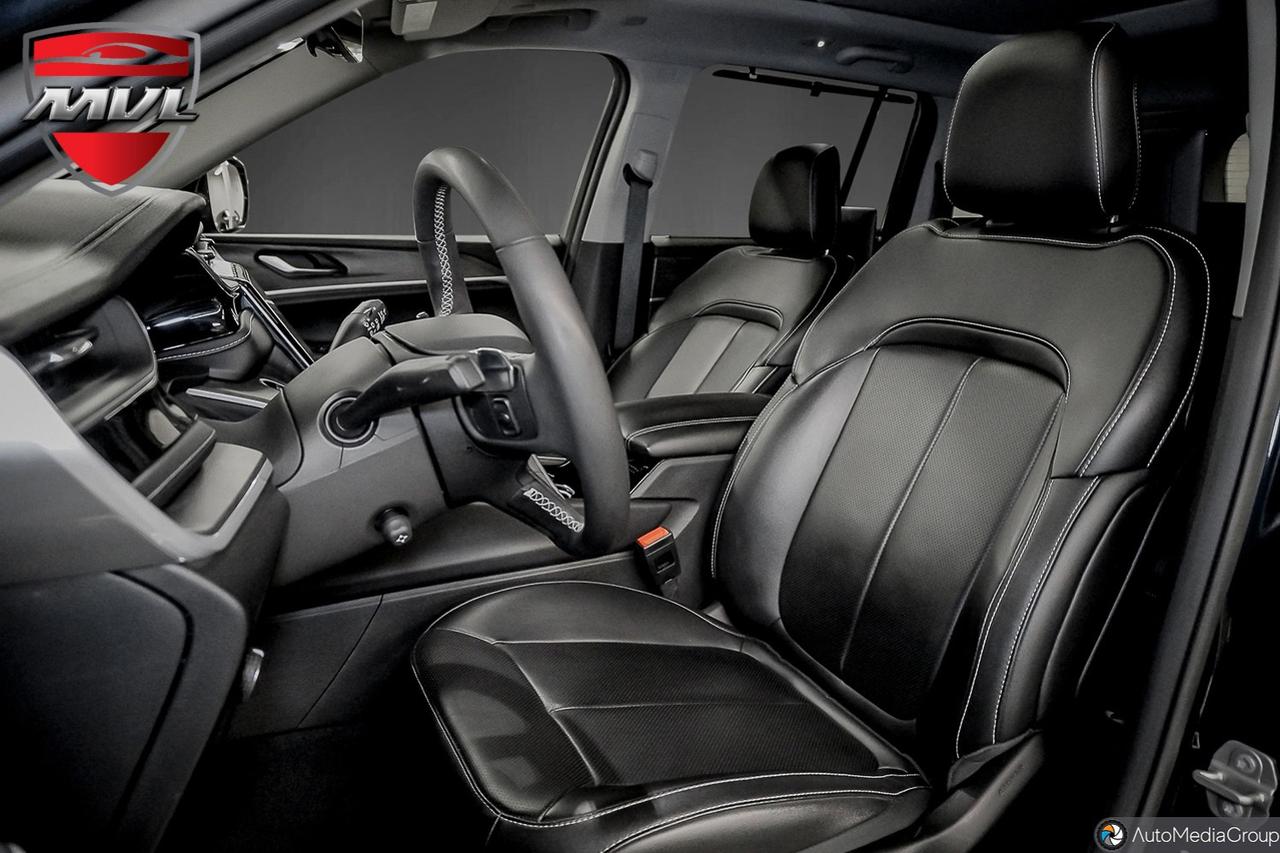 2023 Jeep Grand Cherokee 4xe Base 4dr 4x4 Photo