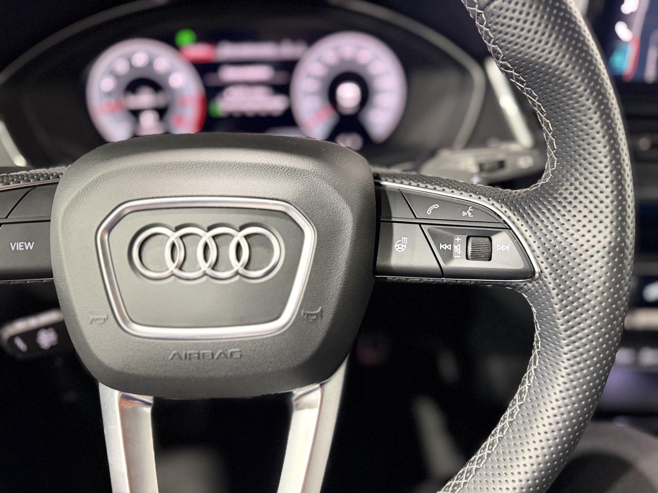 2022 Audi Q5 PROGRESSIV Photo