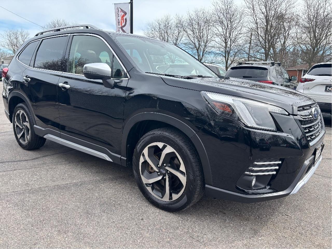 2023 Subaru Forester Premier AWD BROWN LEATHER NAV PANO ROOF Photo3
