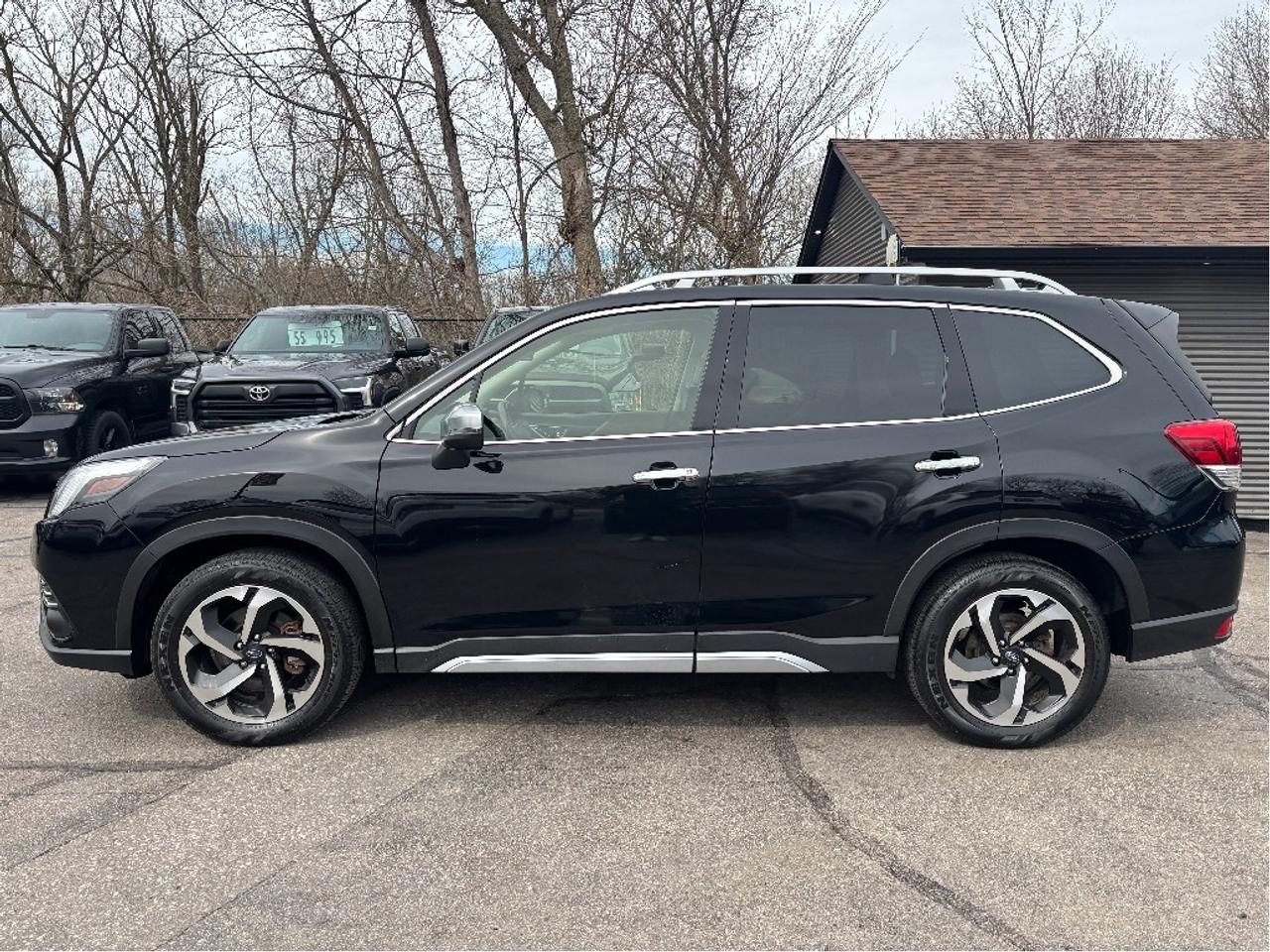 2023 Subaru Forester Premier AWD BROWN LEATHER NAV PANO ROOF Photo