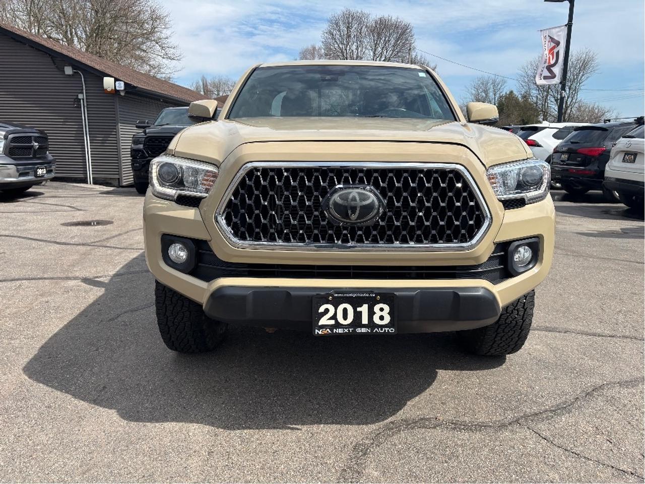2018 Toyota Tacoma SR5 V6 TRD OFF ROAD ACCESS CAB NAV CLEAN CARFA Photo