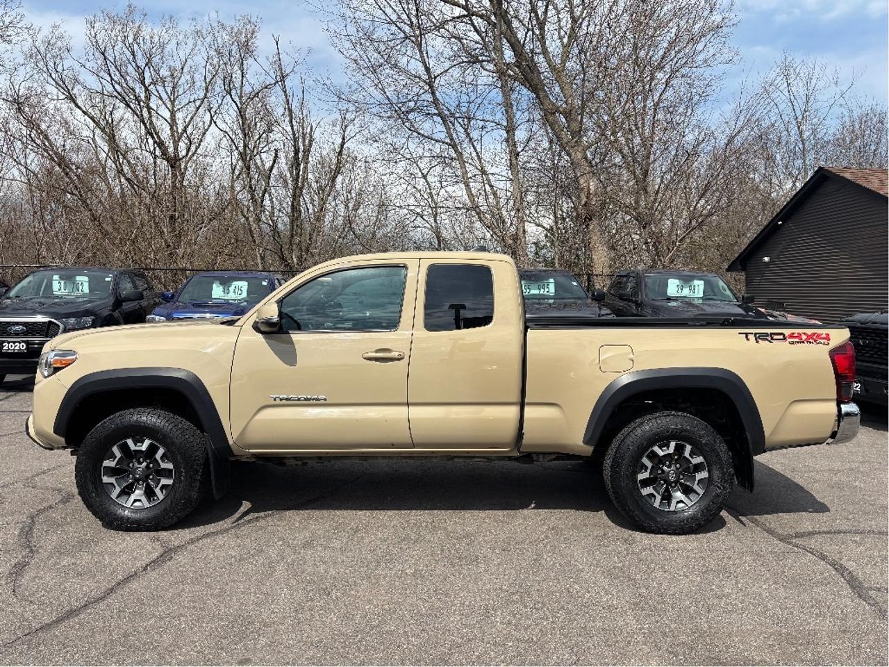 2018 Toyota Tacoma SR5 V6 TRD OFF ROAD ACCESS CAB NAV CLEAN CARFA Photo