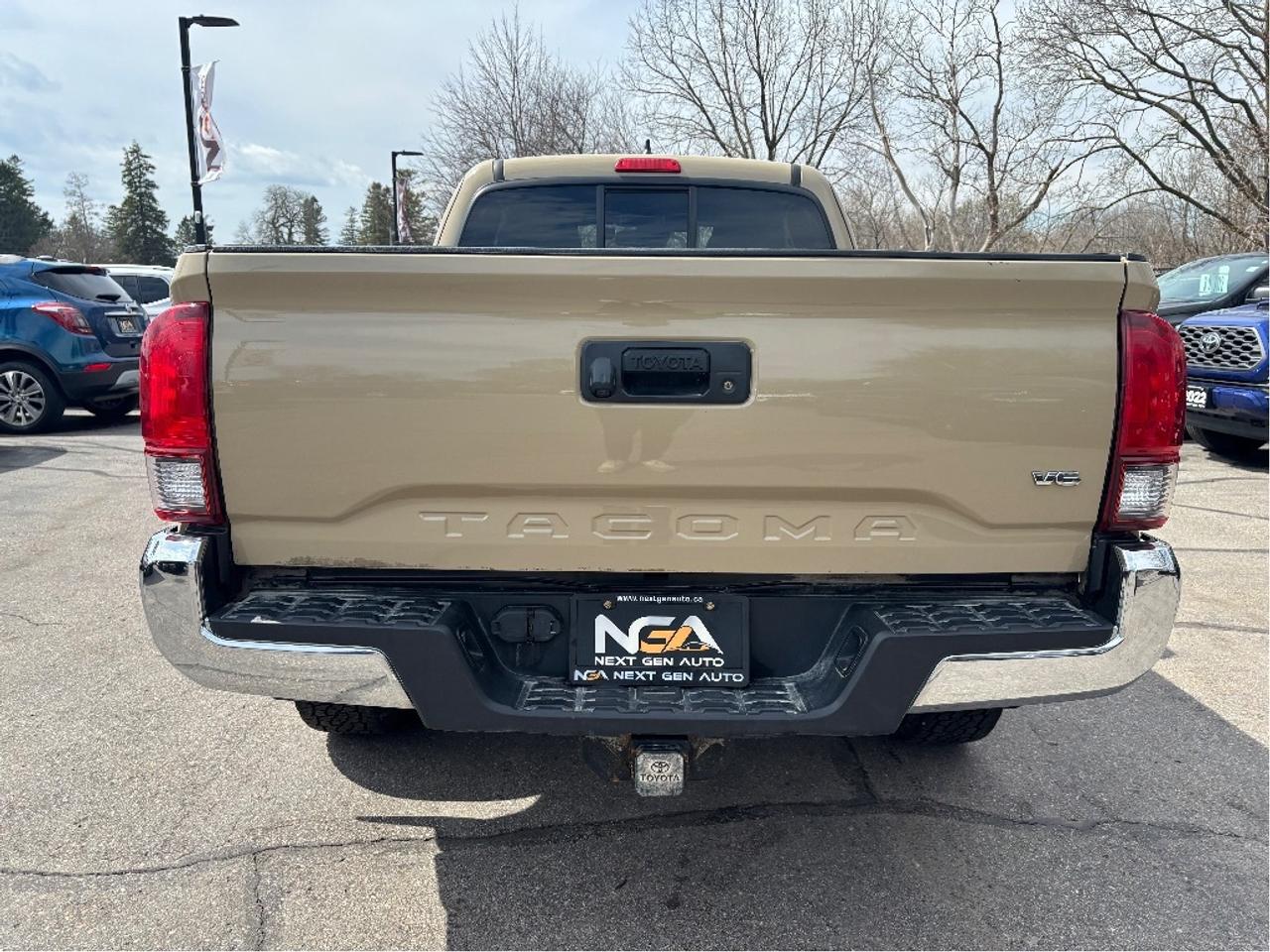 2018 Toyota Tacoma SR5 V6 TRD OFF ROAD ACCESS CAB NAV CLEAN CARFA Photo