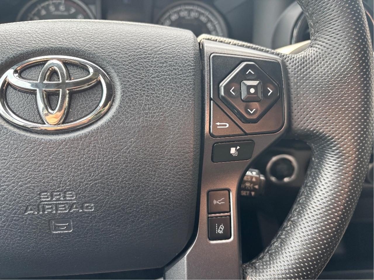 2018 Toyota Tacoma SR5 V6 TRD OFF ROAD ACCESS CAB NAV CLEAN CARFA Photo