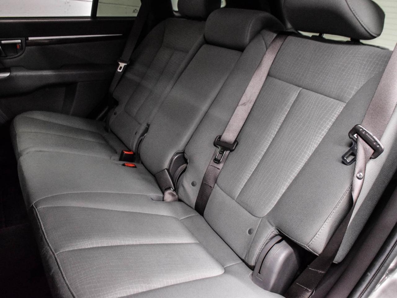 2012 Hyundai Santa Fe  Photo