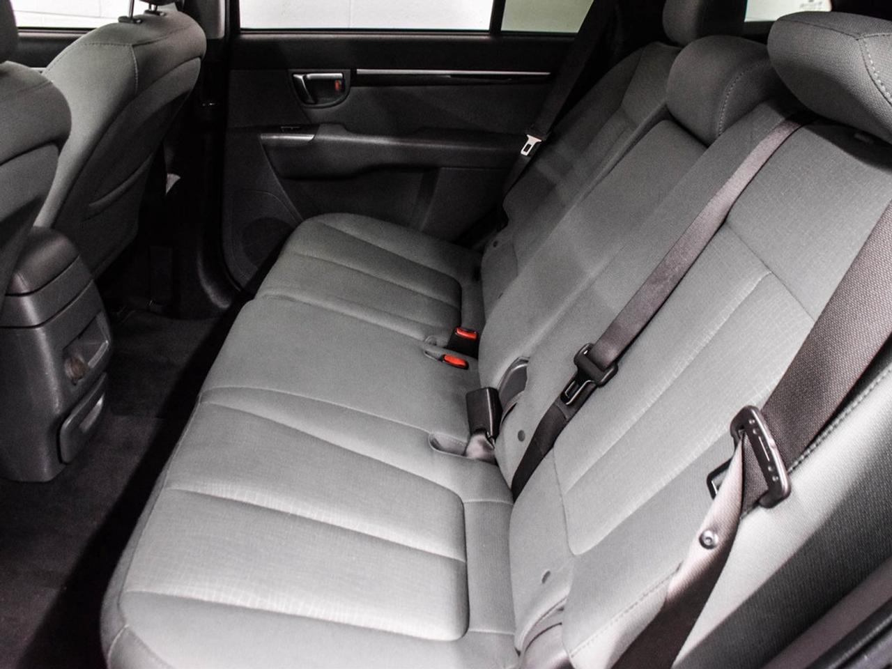 2012 Hyundai Santa Fe  Photo