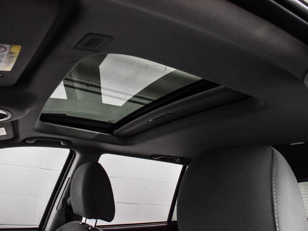 2012 Hyundai Santa Fe  Photo