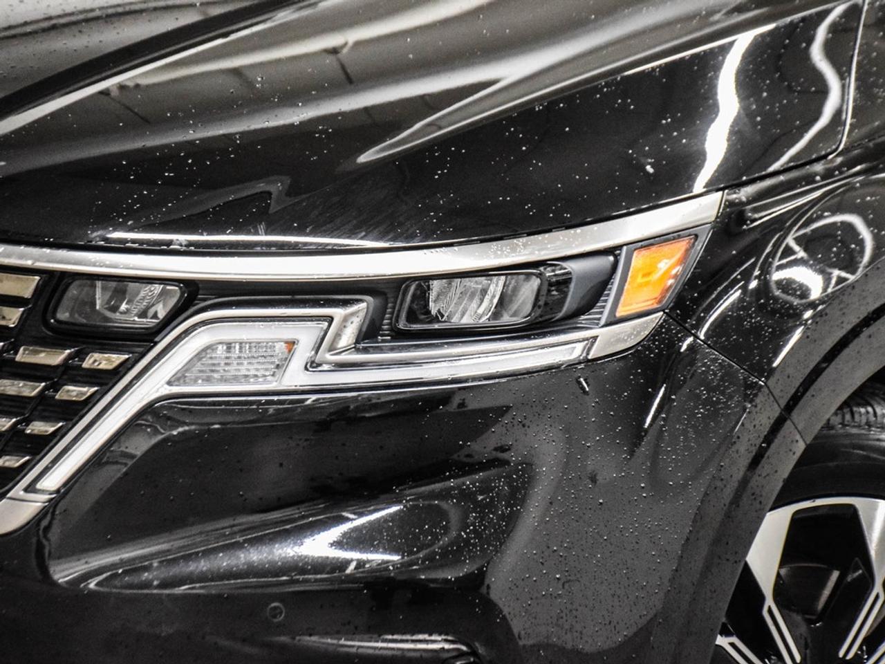 2024 Kia Carnival  Photo2