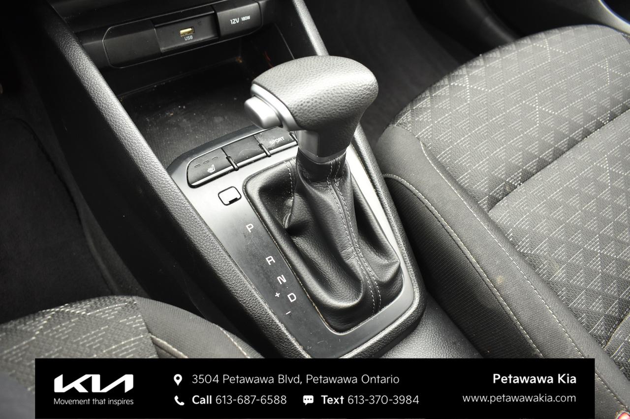 2022 Kia Rio LX+ 4dr Hatchback Photo