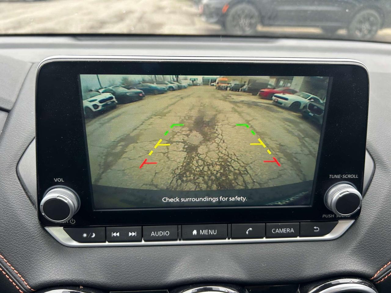 2023 Nissan Sentra SR Midnight Edition w/Intelligent Cruise, CarPlay Photo