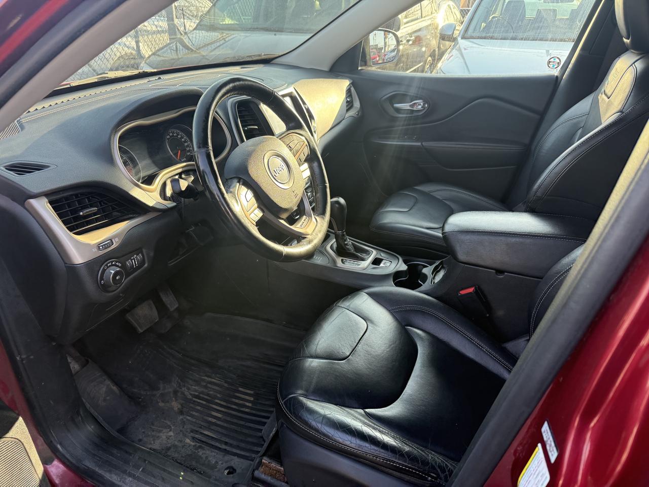 2015 Jeep Cherokee *** 3 YEAR WARRANTY INCLUDED *** Photo