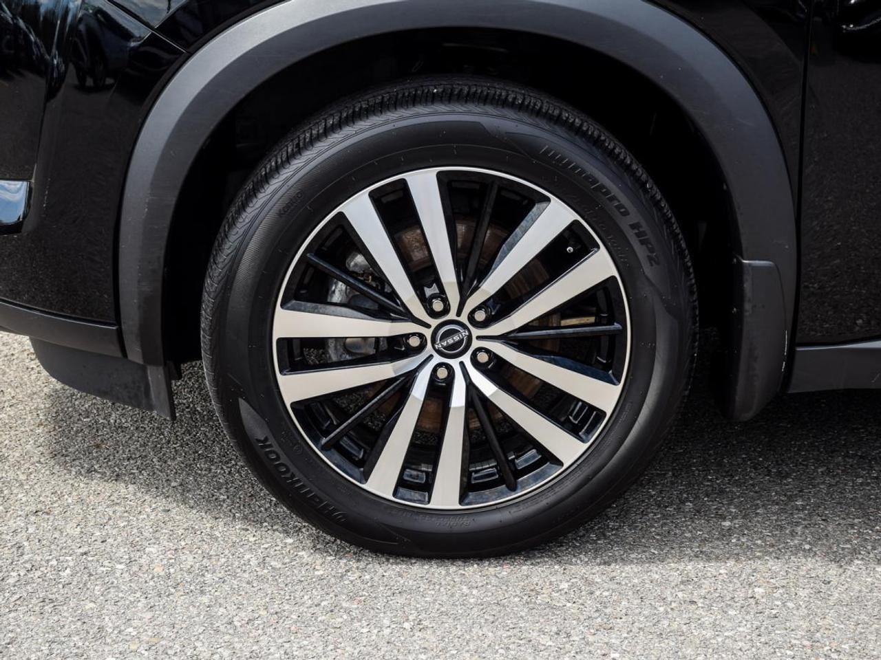 2023 Nissan Pathfinder PLATINUM   1owner, No Accidents, LOW KMS Photo