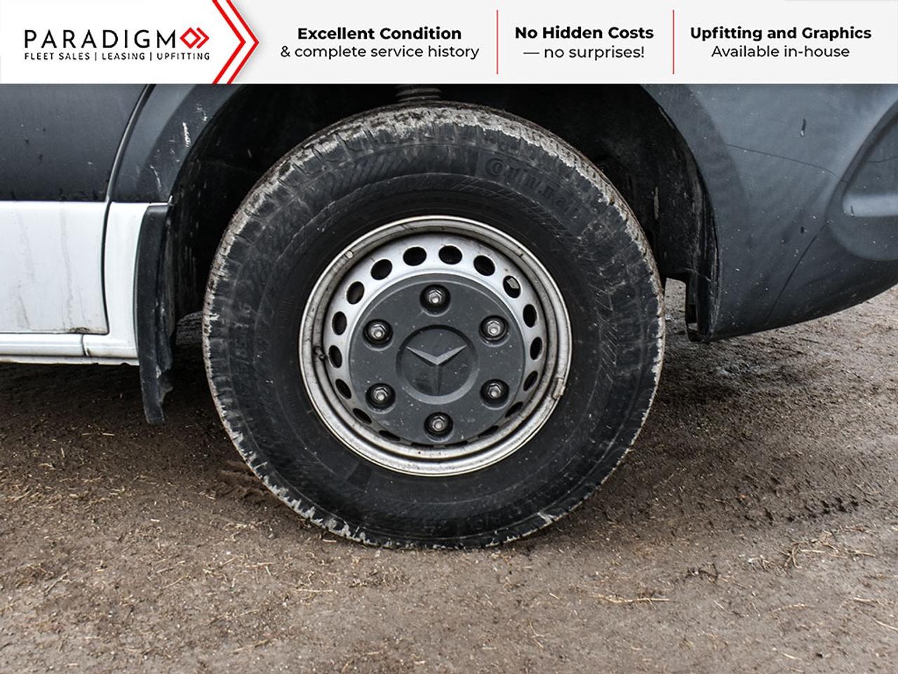 2022 Mercedes-Benz Sprinter 4500 Cube Box Standard Truck With Liftgate Photo