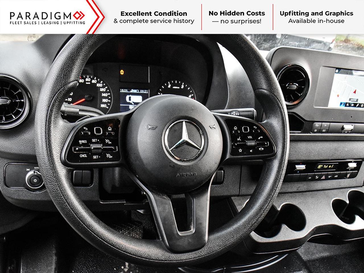 2022 Mercedes-Benz Sprinter 4500 Cube Box Standard Truck With Liftgate Photo