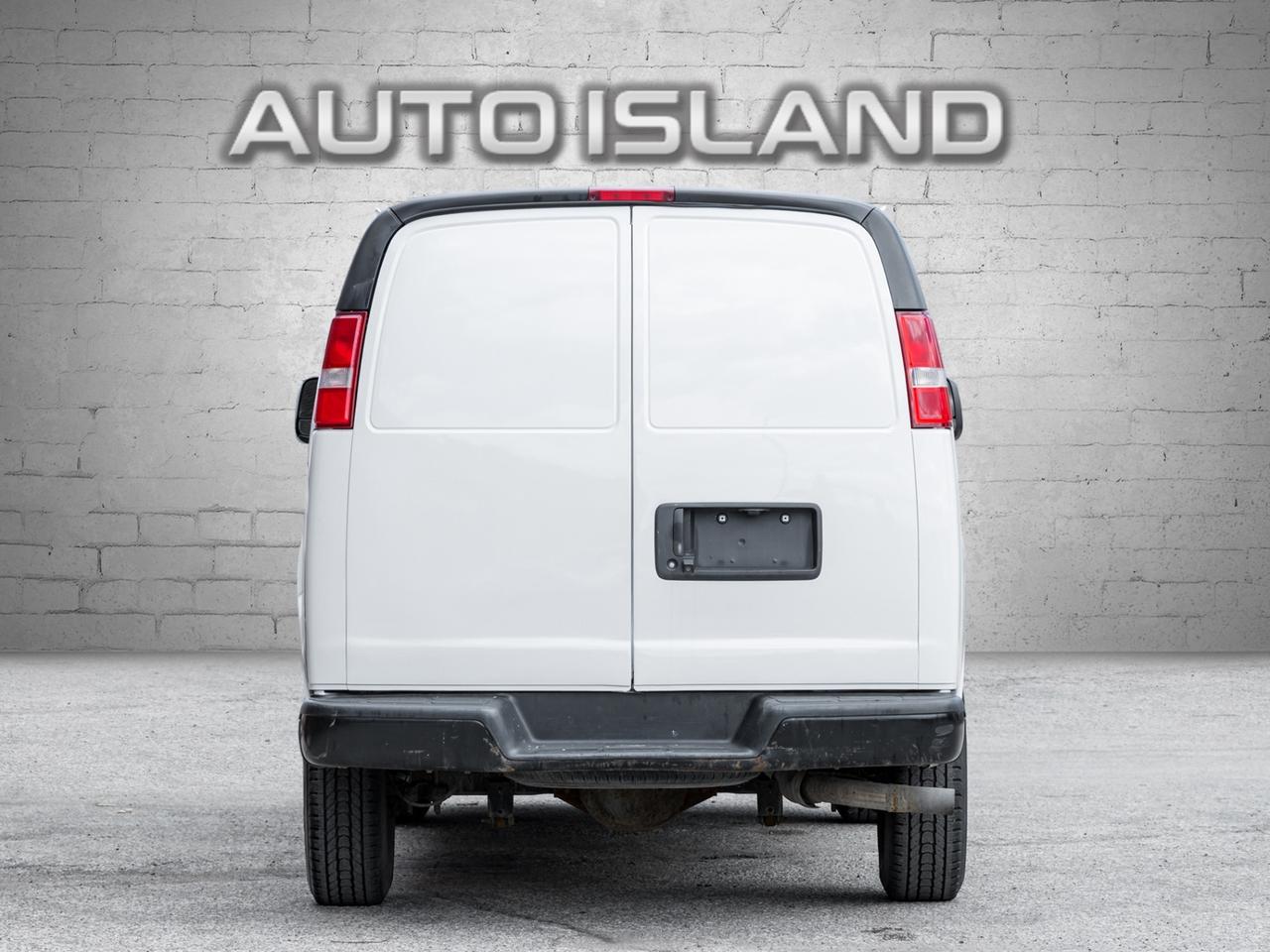 2019 GMC Savana RWD 2500 135, Camera Photo