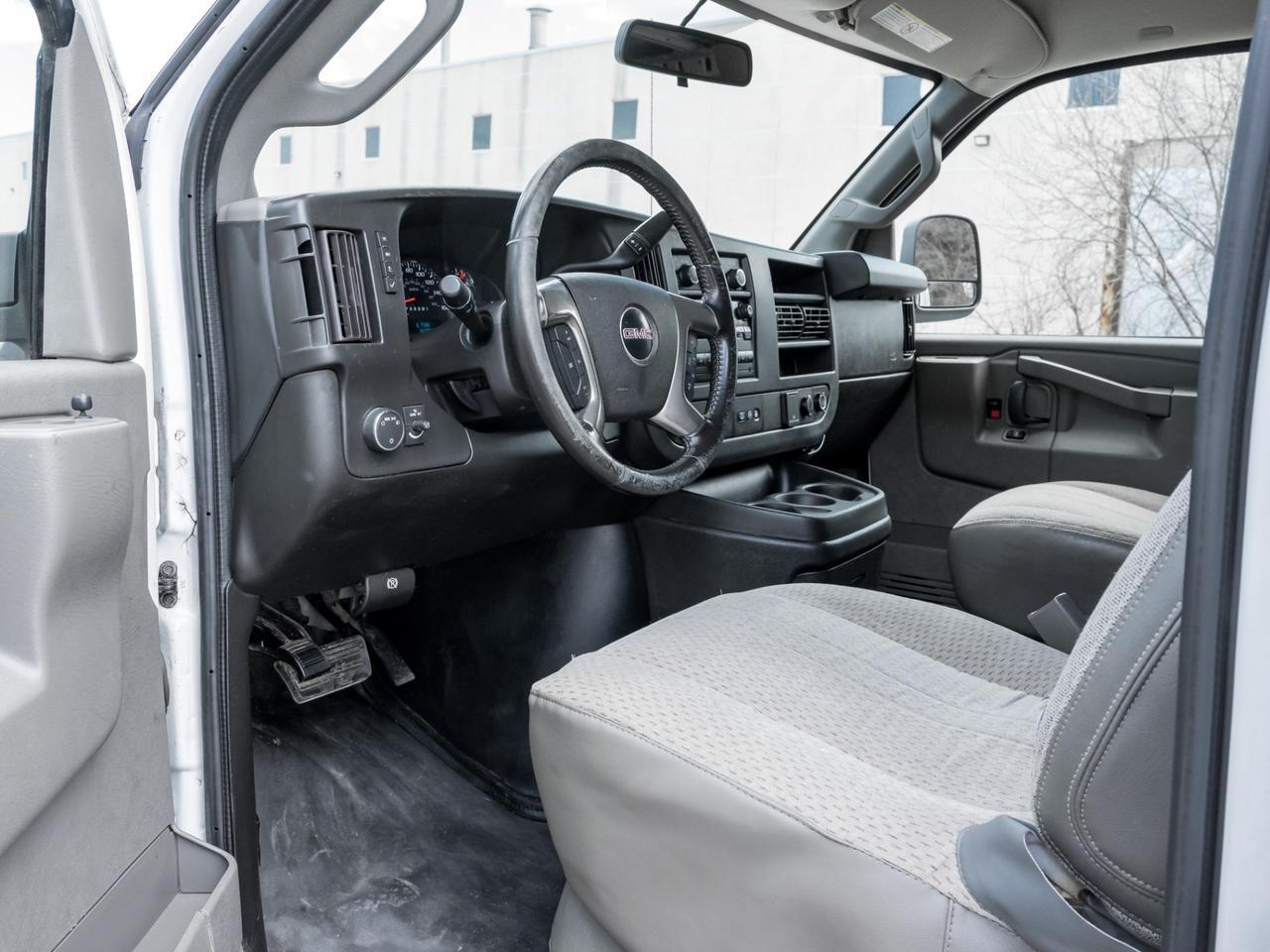 2019 GMC Savana RWD 2500 135, Camera Photo