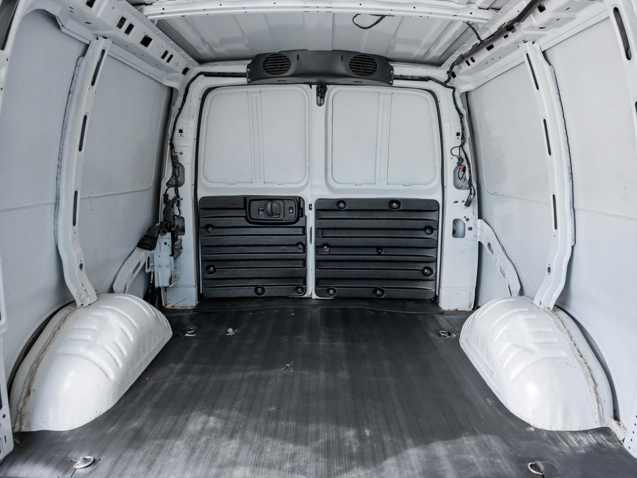 2019 GMC Savana RWD 2500 135, Camera Photo