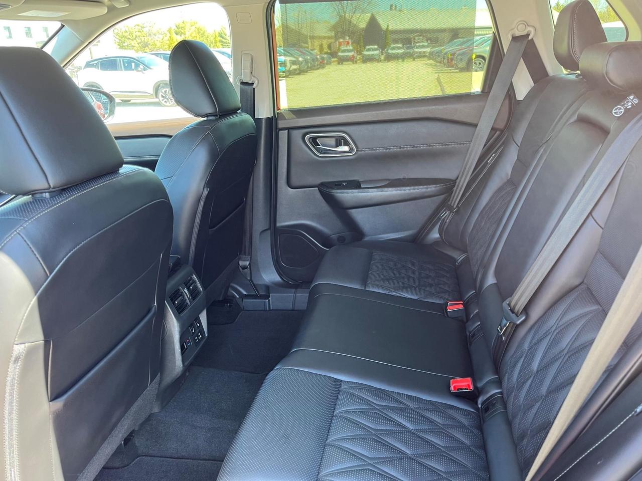 2023 Nissan Rogue Platinum 4dr All-Wheel Drive Sport Utility Photo