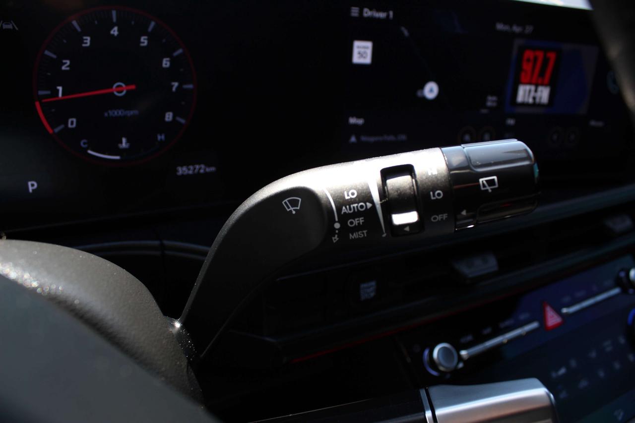2025 Hyundai Santa Fe ULTIMATE CALLIGRAPHY AWD Photo