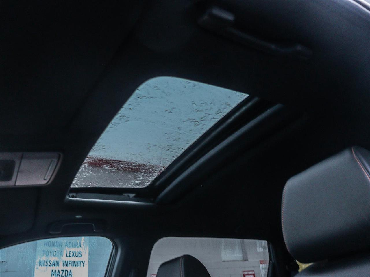 2024 Honda CR-V Hybrid Touring LEATHER NAVI SUNROOF Photo