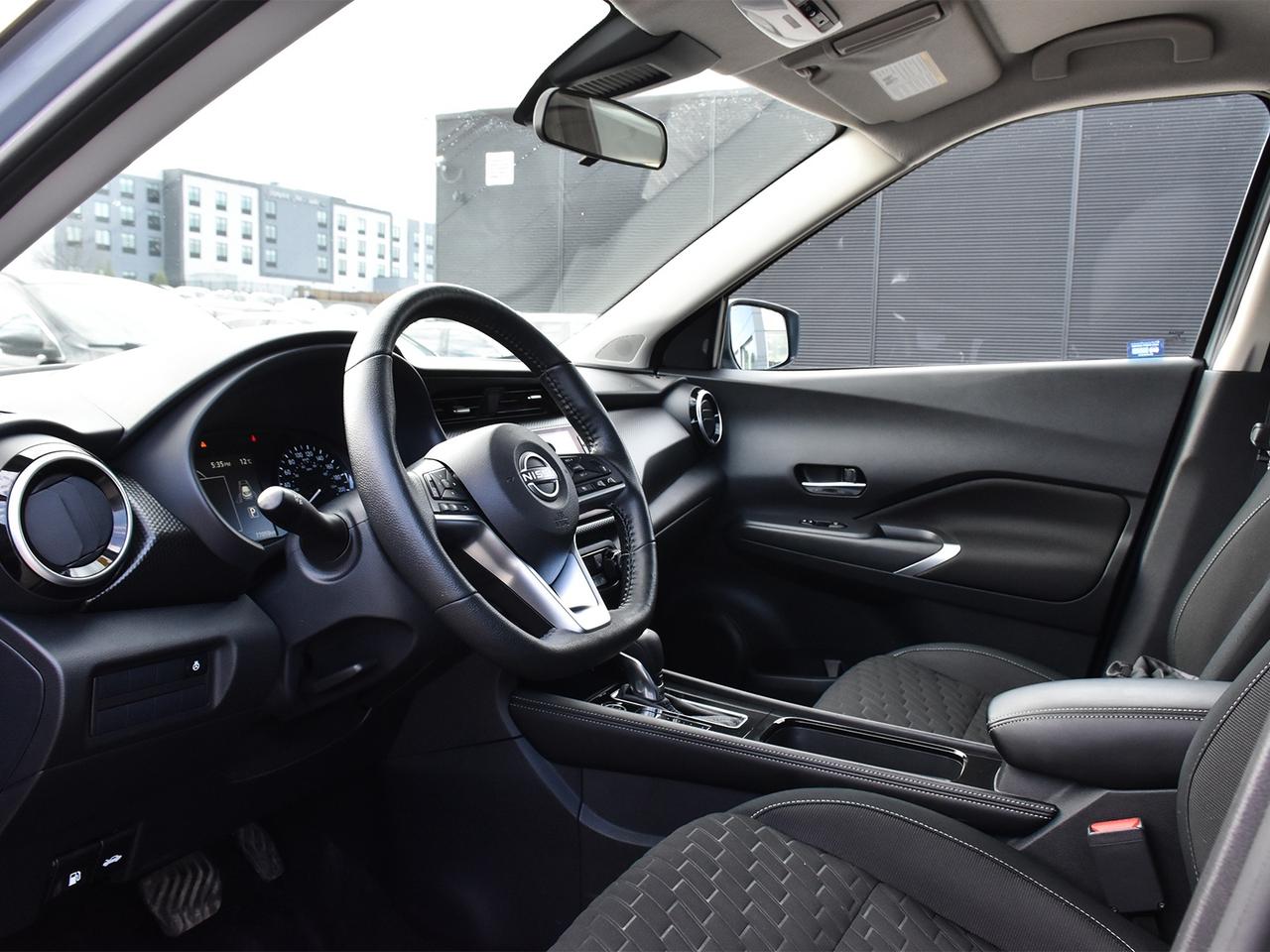 2023 Nissan Kicks SV  - Certified - Heated Seats Photo