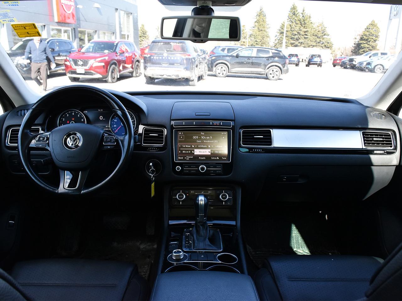 2016 Volkswagen Touareg Comfortline  - 	Navigation Photo