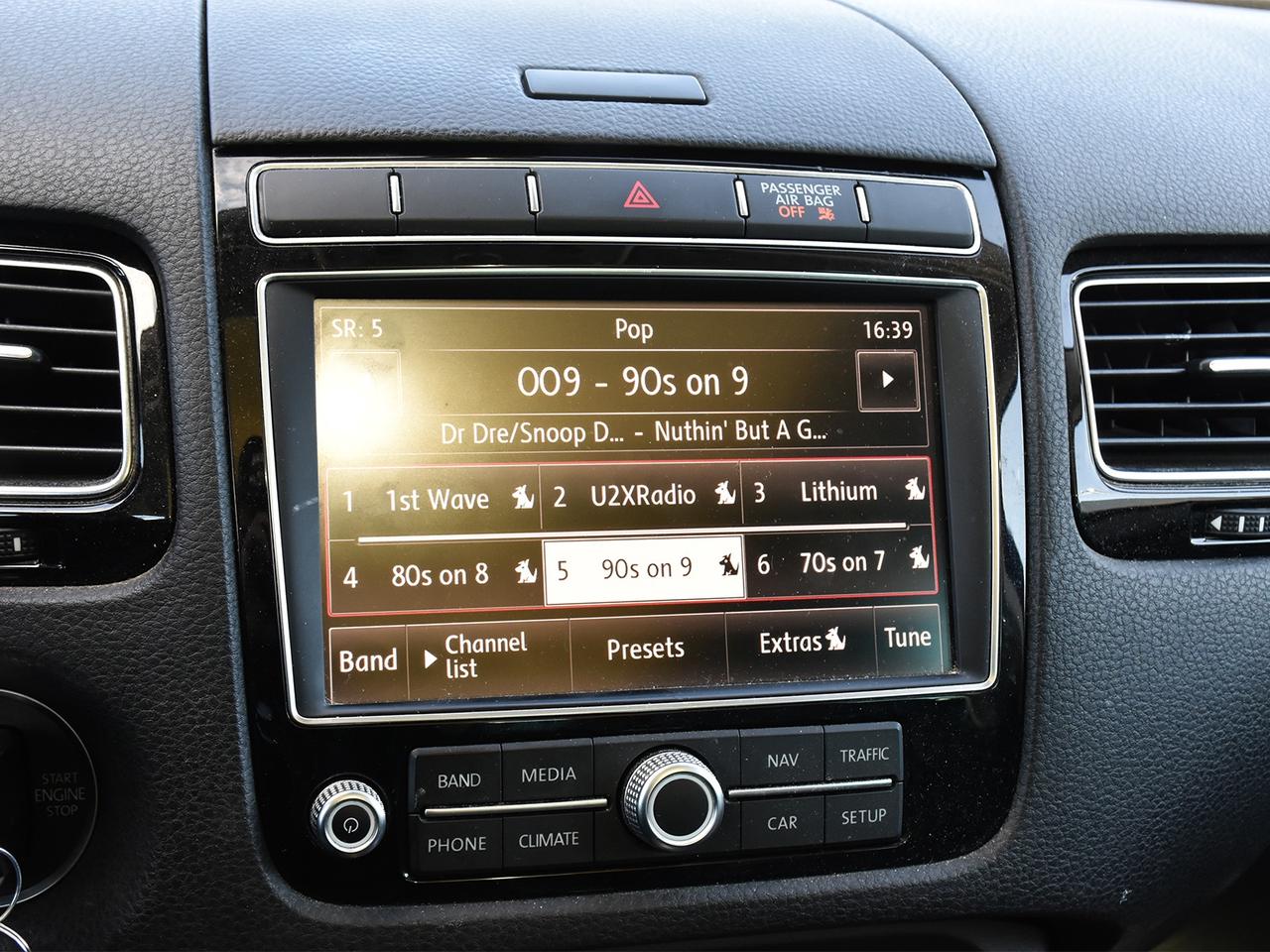 2016 Volkswagen Touareg Comfortline  - 	Navigation Photo