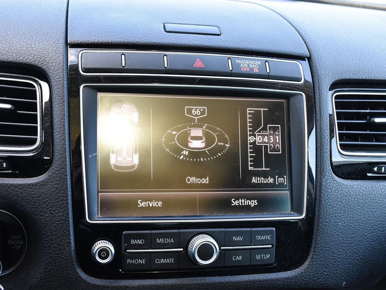 2016 Volkswagen Touareg Comfortline  - 	Navigation Photo