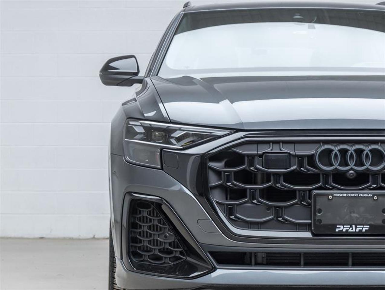 2025 Audi Q8  Photo