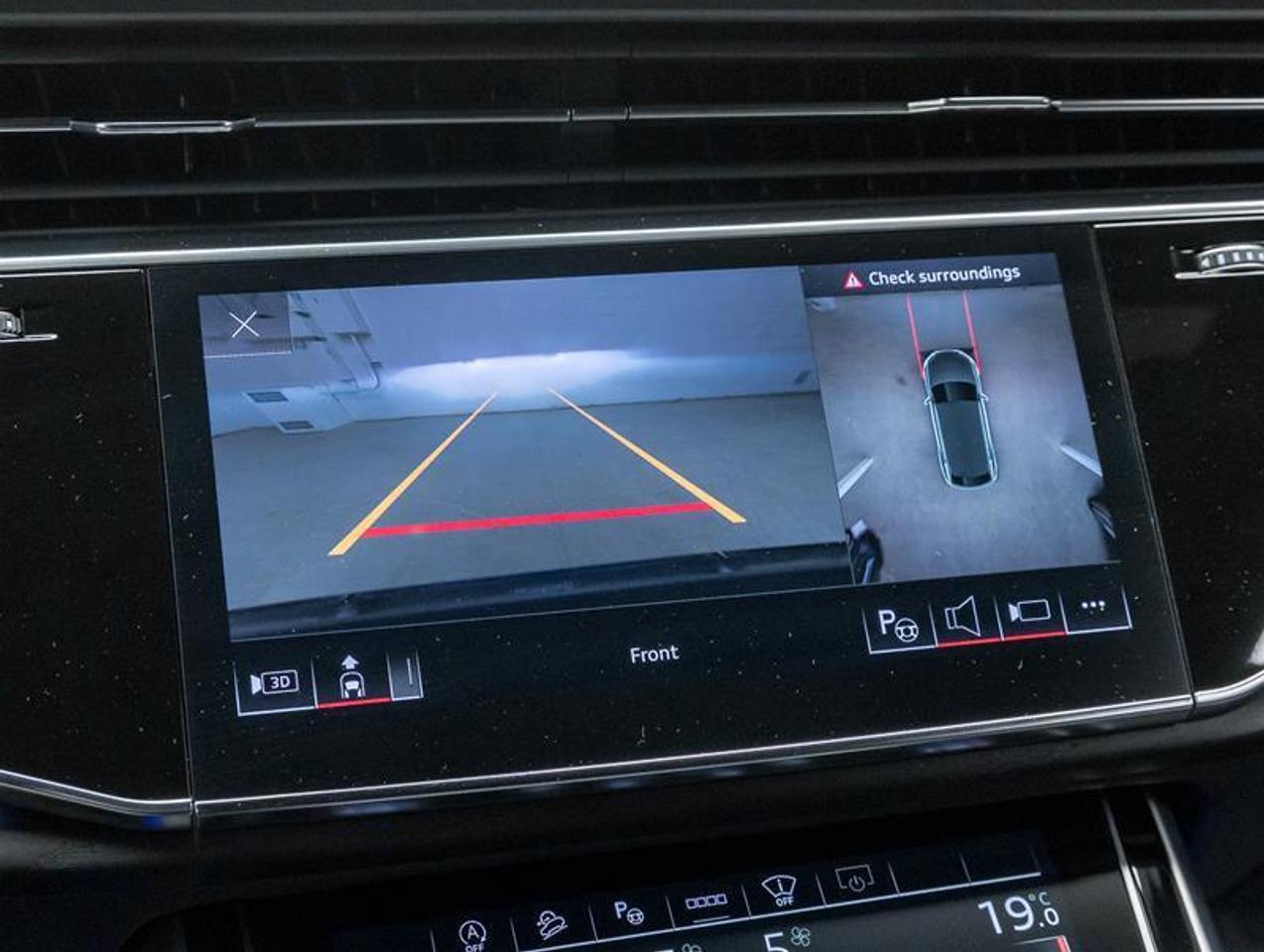 2025 Audi Q8  Photo