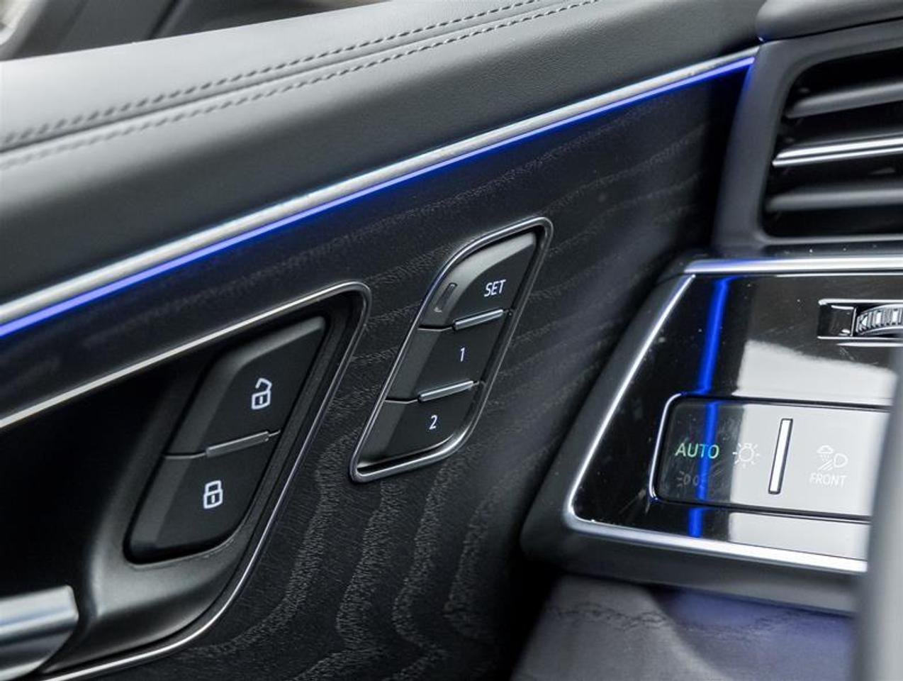 2025 Audi Q8  Photo