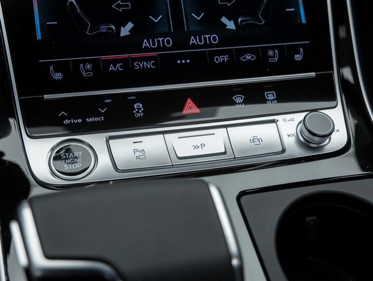 2025 Audi Q8  Photo