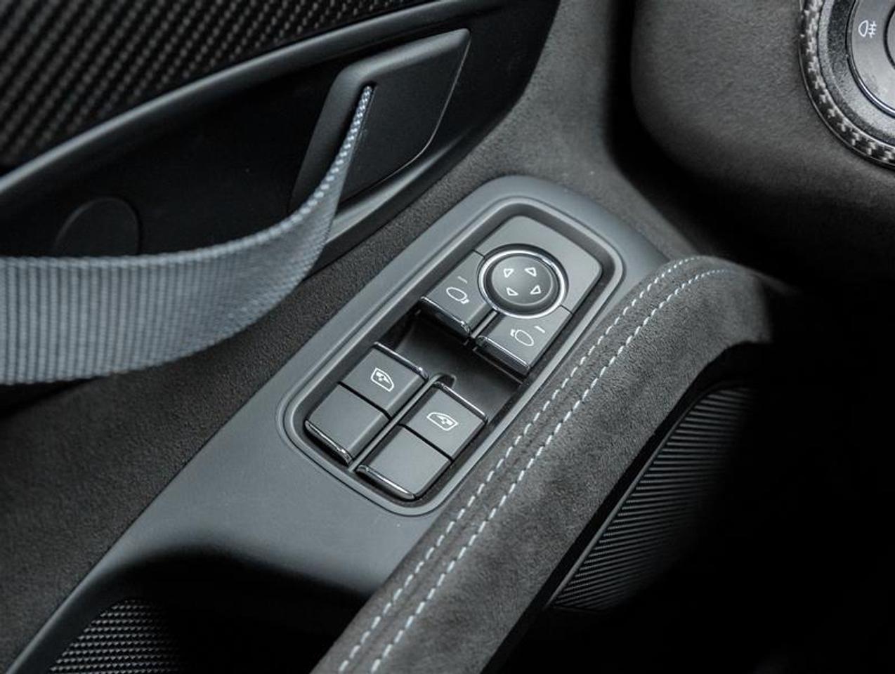 2024 Porsche 718 Spyder  Photo