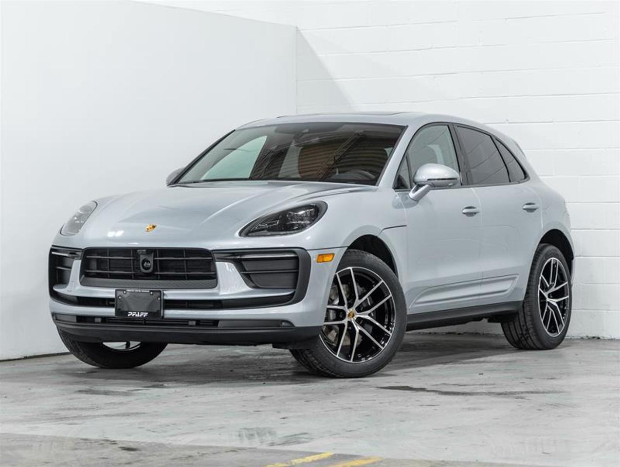2026 Porsche Macan  Photo
