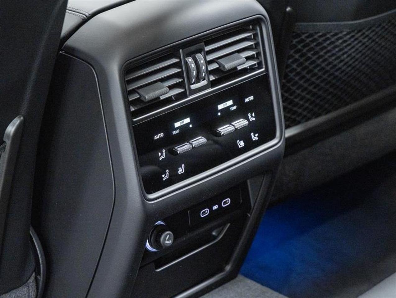 2026 Porsche Cayenne  Photo