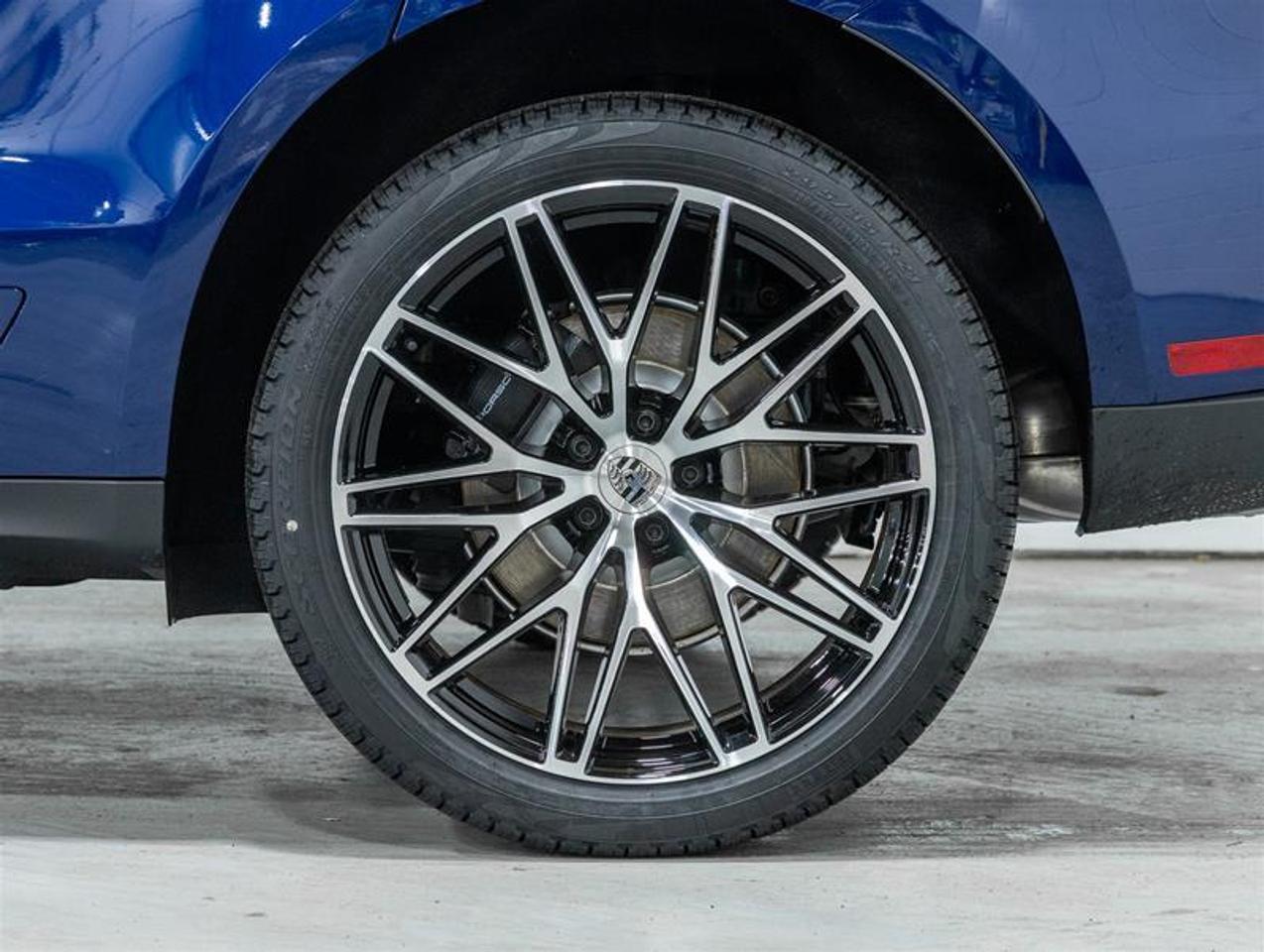 2026 Porsche Macan  Photo