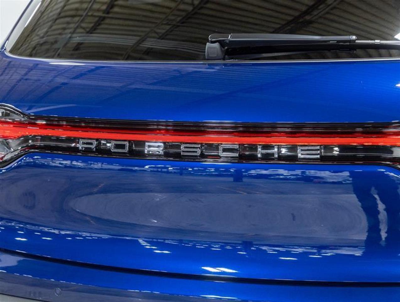 2026 Porsche Macan  Photo