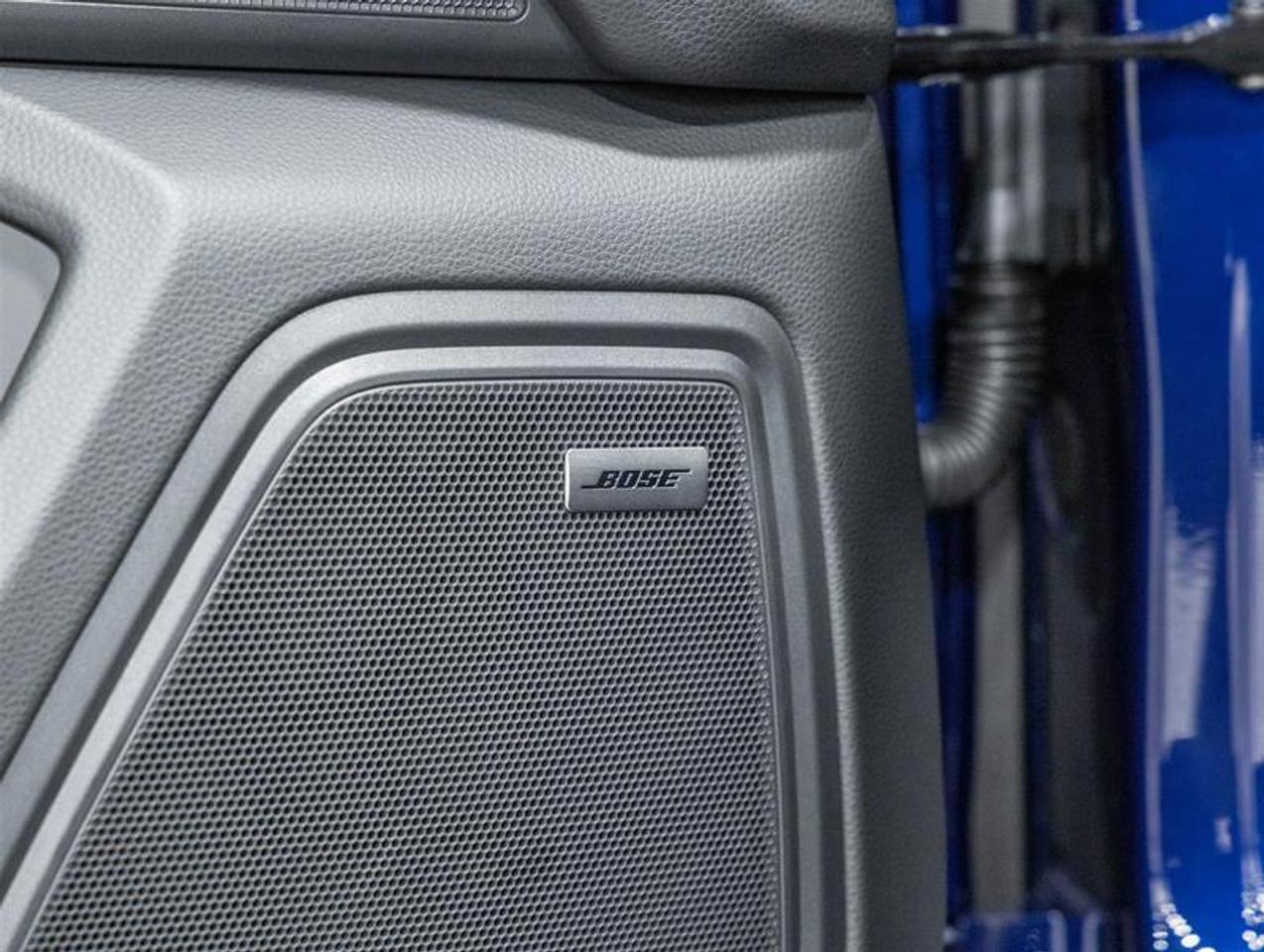 2026 Porsche Macan  Photo