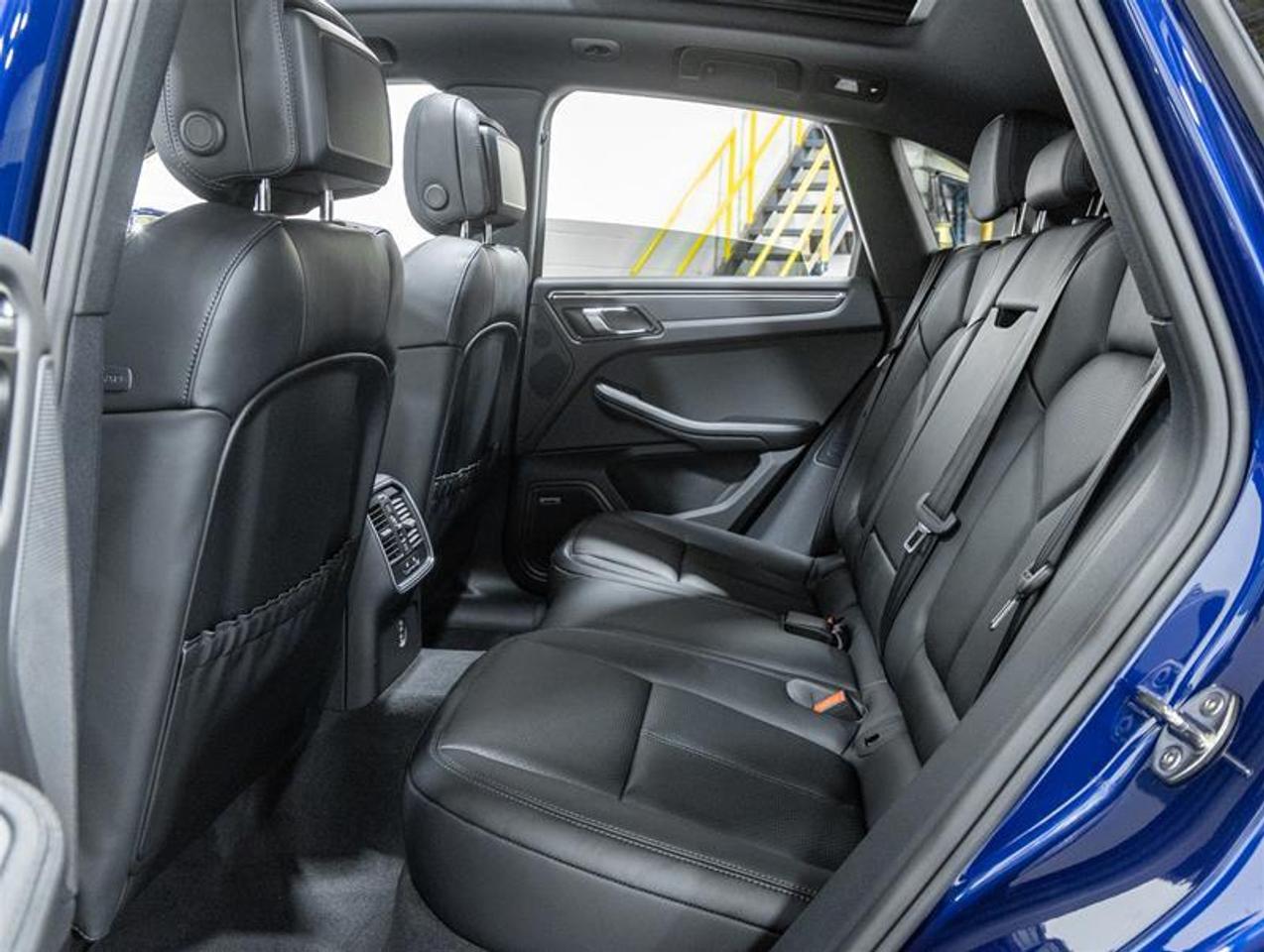2026 Porsche Macan  Photo