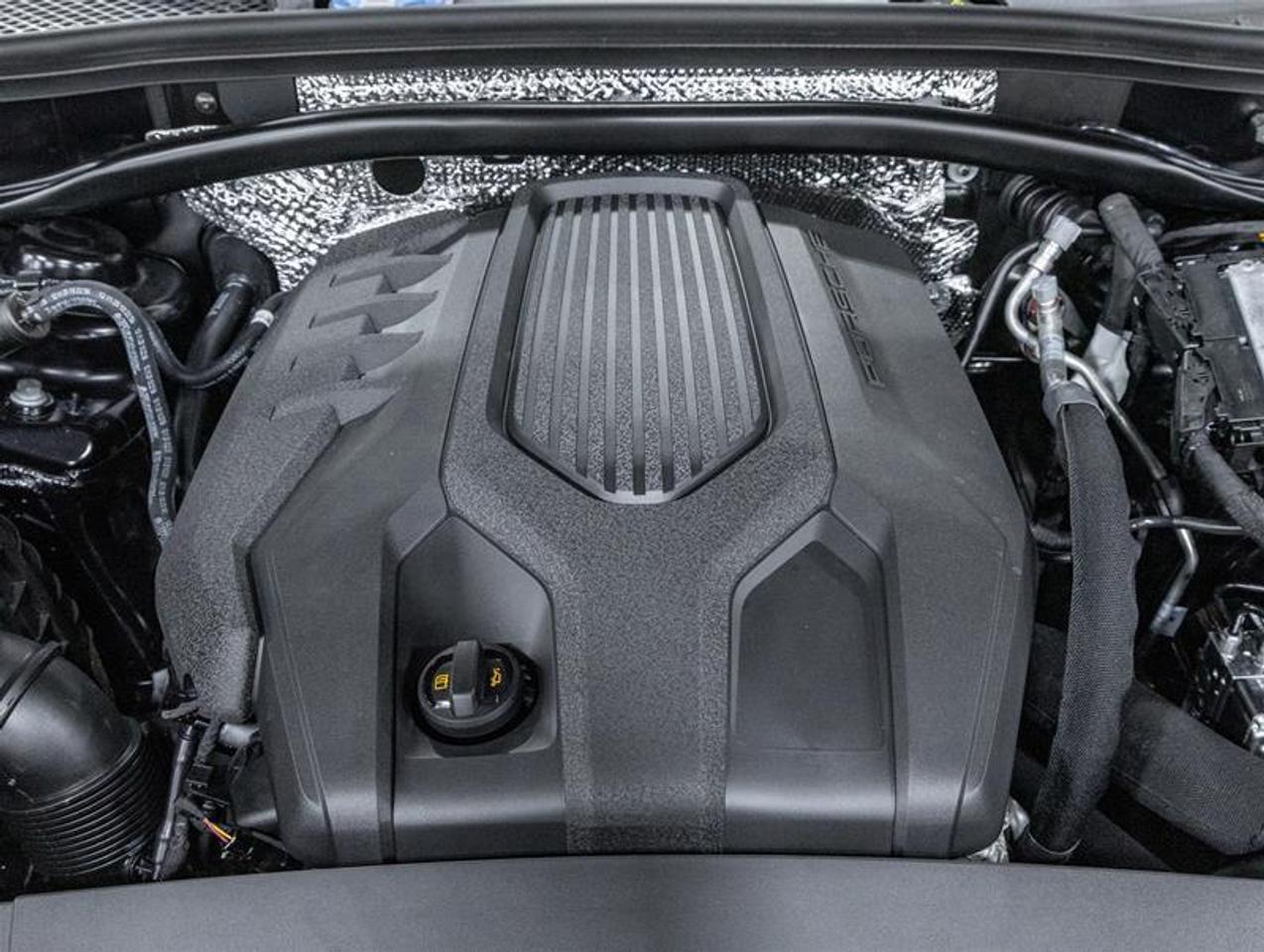 2026 Porsche Macan  Photo