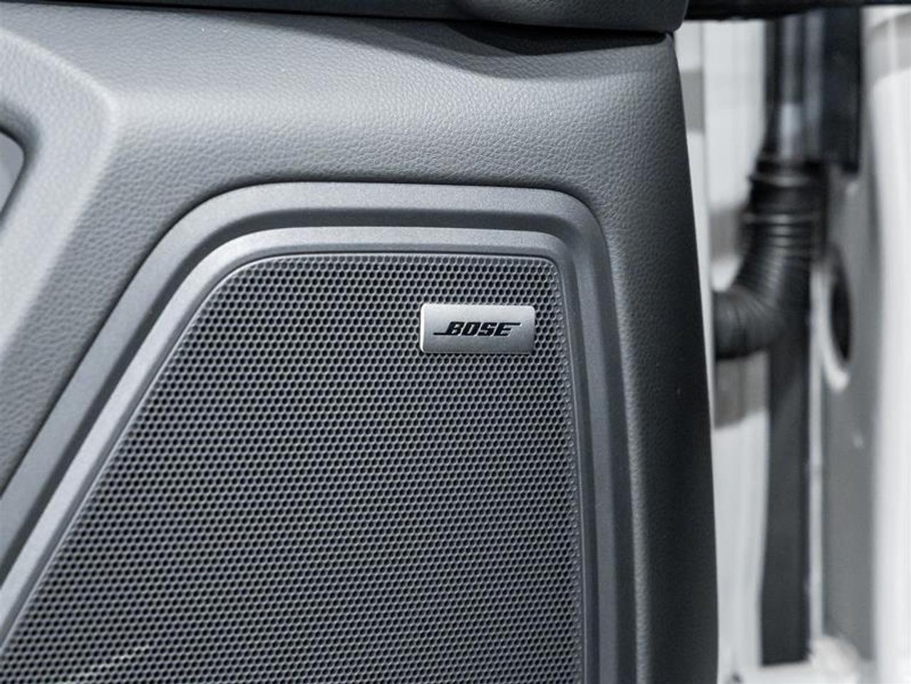 2025 Porsche Macan  Photo