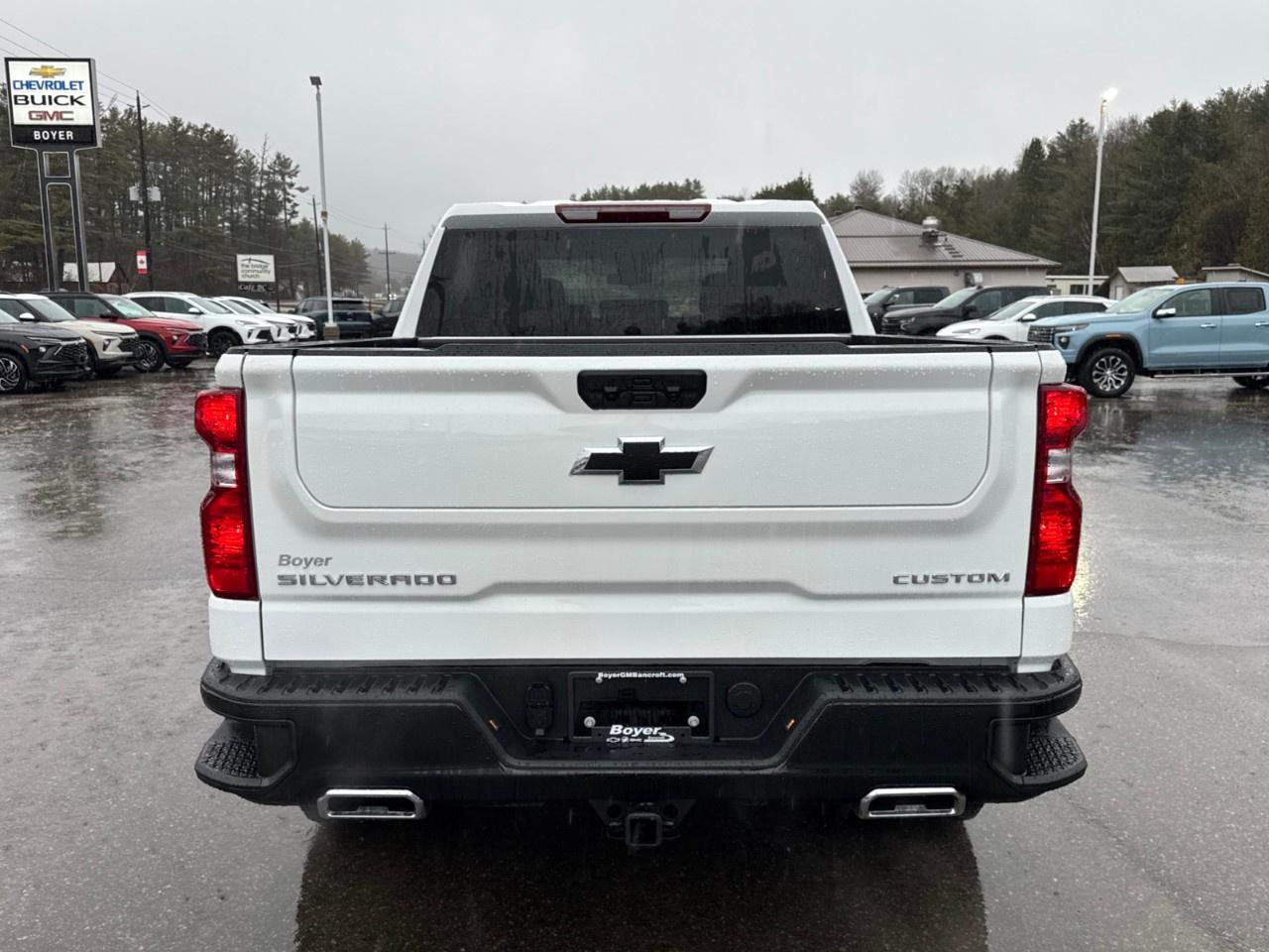2026 Chevrolet Silverado 1500 Crew Cab Short Box 4-Wheel Drive Custom Trail Boss Photo